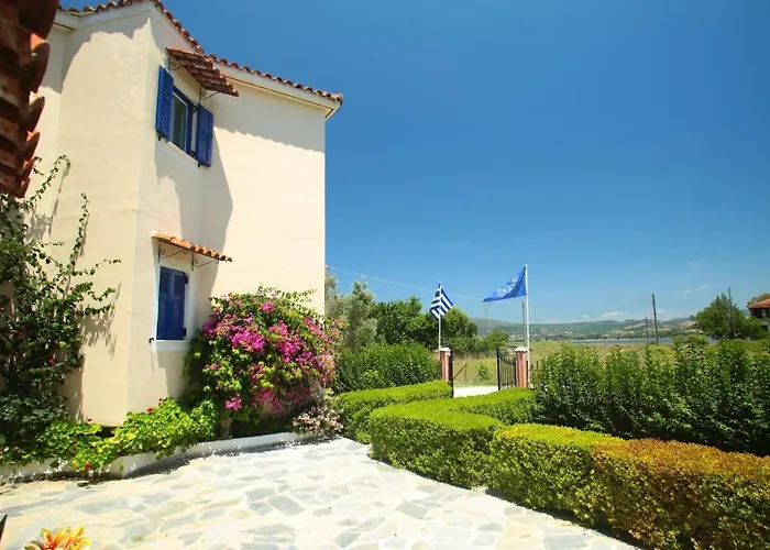 Anesis Village And Apartman *