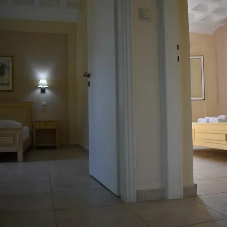 Anesis Village And * Λυγιά